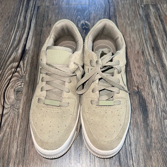 Size 6.5 - Nike Air Force 1 Low - Picture 1 of 4